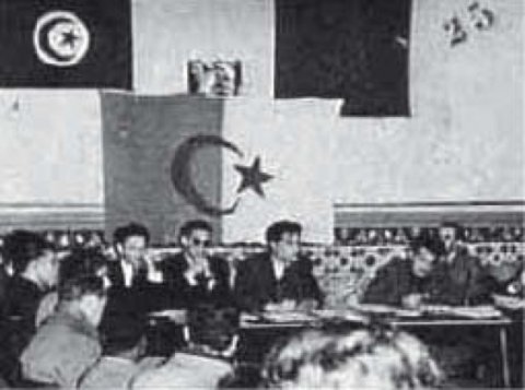 L-UGEMA-organise-une-conf-rence-de-presse-1956 w480